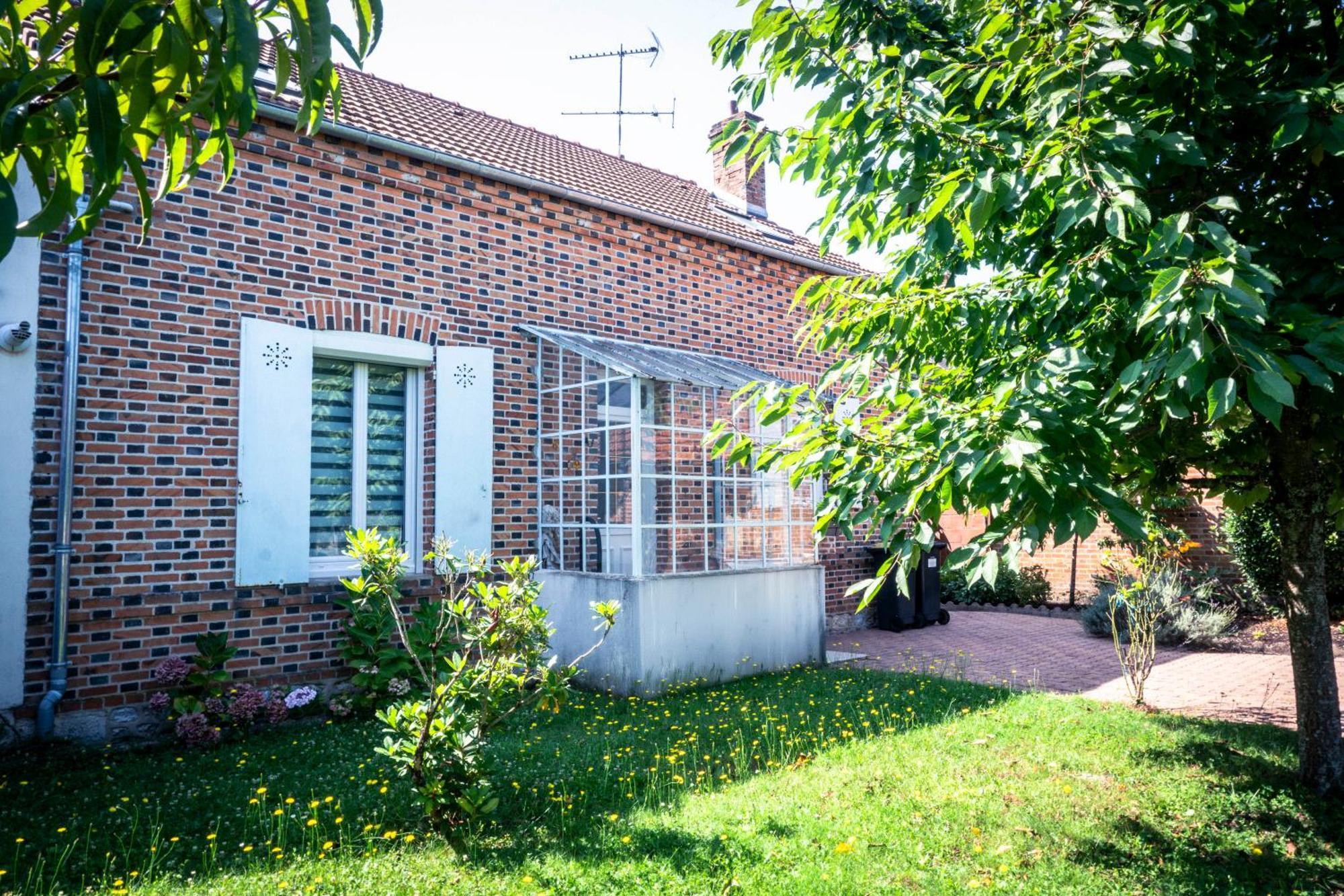 "Le 35" Maison Renovee Avec Jardin Proche Centre ลามอต-เบอวรง ภายนอก รูปภาพ