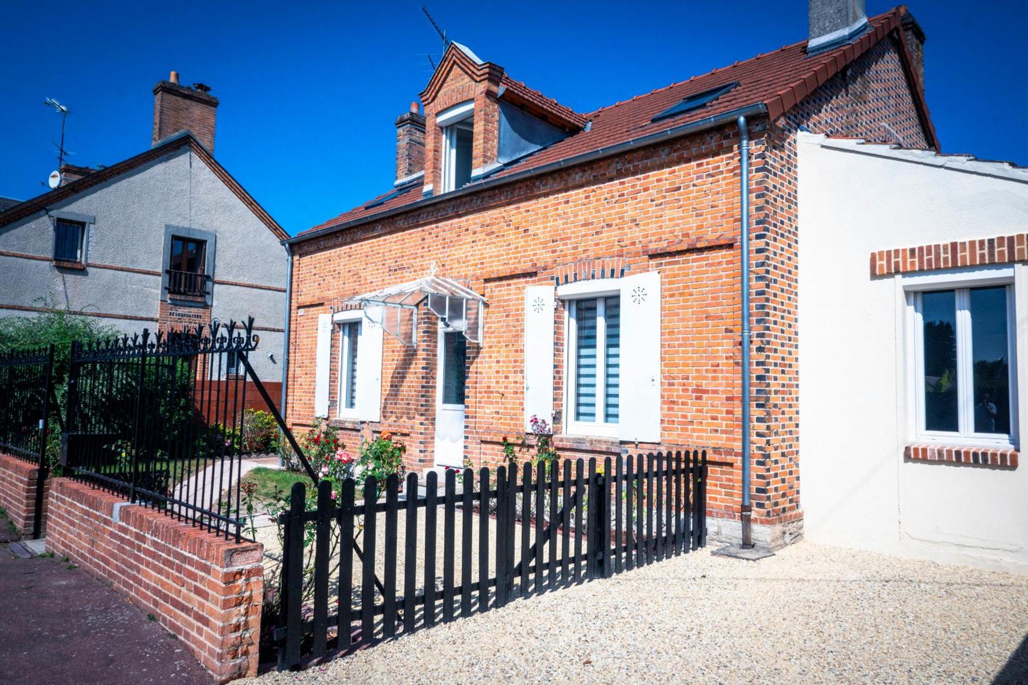 "Le 35" Maison Renovee Avec Jardin Proche Centre ลามอต-เบอวรง ภายนอก รูปภาพ
